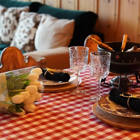 아파트 2 Bedrooms Apartment- Scenic View - 6 Pax 베르비에