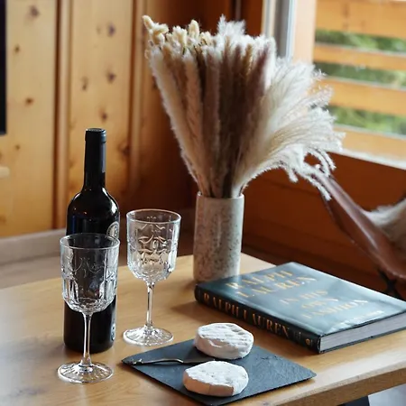 2 Bedrooms Apartment- Scenic View - 6 Pax 베르비에