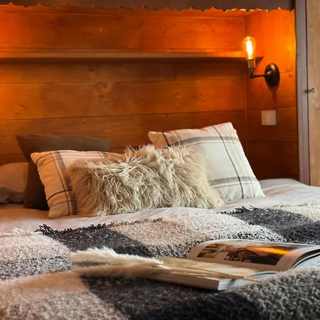 2 Bedrooms Apartment- Scenic View - 6 Pax 베르비에